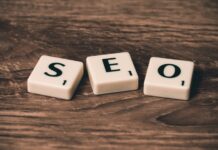 Apa itu SEO dan Bagaimana caranya SEO Specialist memunculkan websitenya di halaman pertama Google Apa itu SEO?